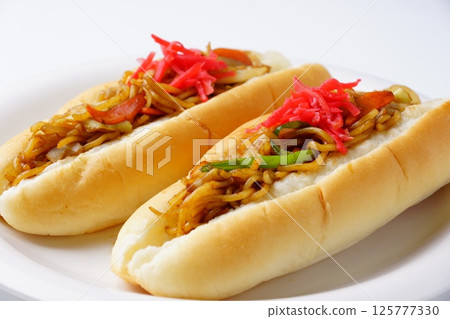 炒麵麵包 125777330