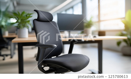 Healthy office environment with ergonomic furniture 125780613