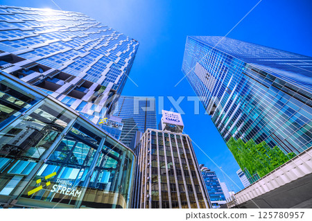 日本東京城市景觀：澀谷溪流、澀谷爭奪廣場以及澀谷「東急村」的其他建築 125780957