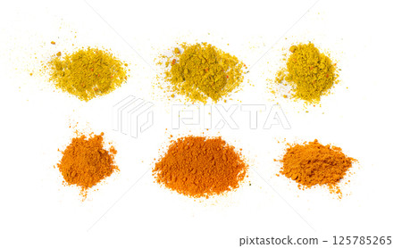 Yellow Seasoning Powder Isolated, Curcuma Pile, Orange Masala, Indian Spices, Yellow Seasoning 125785265