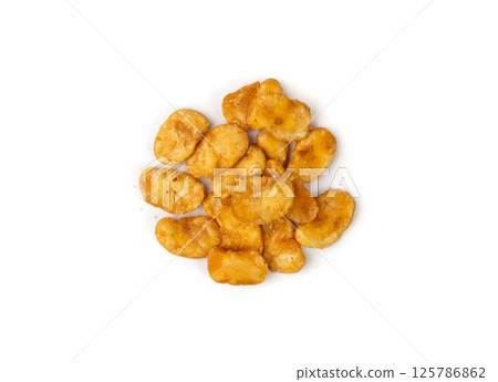 Roasted broad beans snack isolated, fried vicia faba, spicy legume, crispy big beans chips for salads 125786862