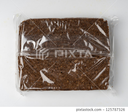 Black Bread Slices Isolated, Brown Organic Cereal Bread Pieces, Sliced Black Loaf Slices, Rye Bread Black Bread Slices Isolated, Brown Organic Cereal Bread Pieces, Sliced Black Loaf Slices, Rye Bread 125787326