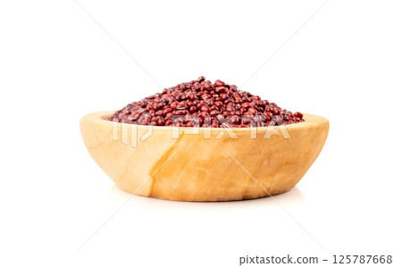 Red adzuki beans isolated, raw azuki bean pile, Vigna angularis legume seeds, dry red mung bean Red adzuki beans isolated, raw azuki bean pile, Vigna angularis legume seeds, dry red mung bean 125787668