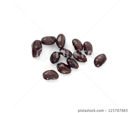 Black beans, cooked bean piles, baked legume, canned dark beans, rajma, Phaseolus vulgaris Black beans, cooked bean piles, baked legume, canned dark beans, rajma, Phaseolus vulgaris 125787865