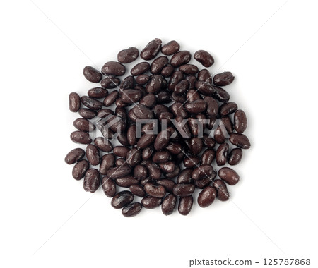 Black beans, cooked bean piles, baked legume, canned dark beans, rajma, Phaseolus vulgaris 125787868