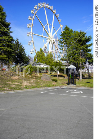 美山峠的摩天輪（北海道上富良野市） 125788990