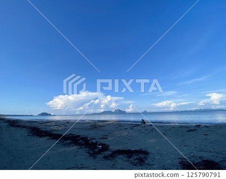 Beautiful seascape with blue sky and sea, Thailand 125790791