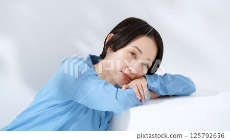 中年女人肖像 125792656