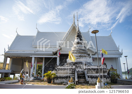 THAILAND CHONBURI SAMAESAN VILLAGE WIHAN LUANG PHO DAM THAILAND CHONBURI SAMAESAN VILLAGE WIHAN LUANG PHO DAM 125796650