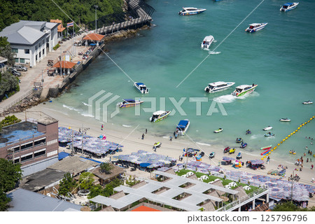 THAILAND PATTAYA KO LAN ISLAND TAWAEN BEACH 125796796