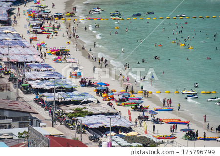 THAILAND PATTAYA KO LAN ISLAND TAWAEN BEACH 125796799