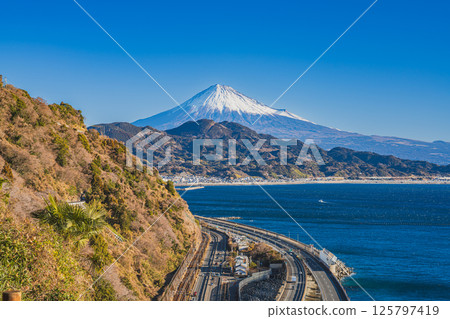 Mount Fuji and Suruga Bay as seen from Satta Pass in Shizuoka City (Shizuoka Prefecture) Mount Fuji and Suruga Bay as seen from Satta Pass in Shizuoka City (Shizuoka Prefecture) 125797419