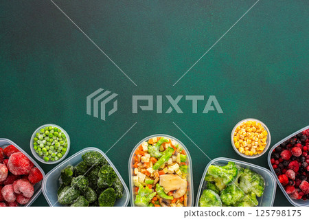 Freezing fresh vegetables Freezing fresh vegetables 125798175