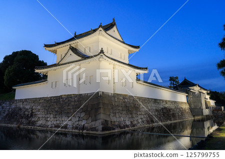 Night view of Nijo Castle in Kyoto: Southeast Corner Tower and East Main Gate (Nakagyo Ward, Kyoto City, Kyoto Prefecture) Night view of Nijo Castle in Kyoto: Southeast Corner Tower and East Main Gate (Nakagyo Ward, Kyoto City, Kyoto Prefecture) 125799755