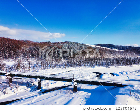 Hokkaido in winter 125804675