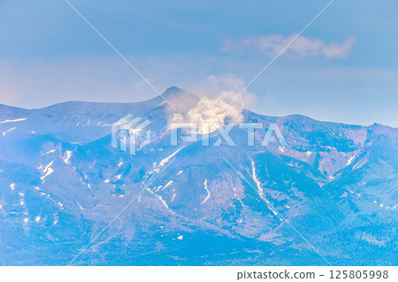 Daisetsuzan (June, sunny, daytime) 125805998