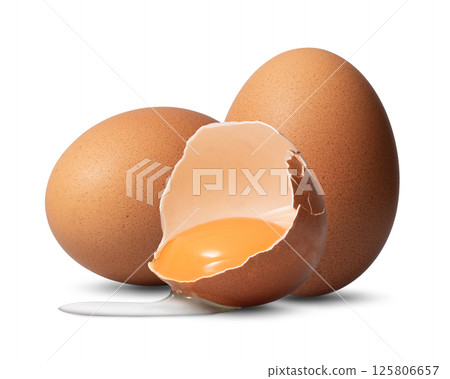 Brown shelled eggs 125806657
