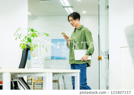 Smartphone Office Engineer 125807157