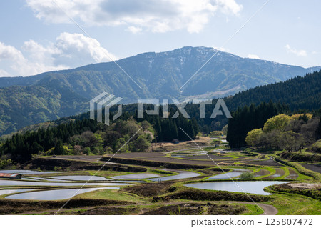 日本兵庫縣養父市別庫梯田的美麗風景 日本兵庫縣養父市別庫梯田的美麗風景 125807472