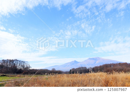 十二月的淺間山 信州山巒 信州自然 信州風景 十二月的淺間山 信州山巒 信州自然 信州風景 125807987