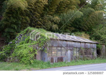 An old and very beautiful building in Yabu, Hyogo Prefecture, Japan 125808007