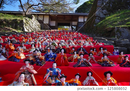 Akizuki Castle Ruins Nagaya Gate Hina Decorations Akizuki Castle Ruins Nagaya Gate Hina Decorations 125808032