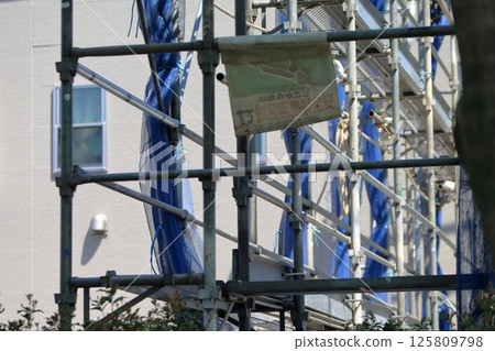 External scaffolding for detached houses External scaffolding for detached houses 125809798
