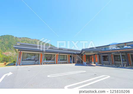 Scenery of Okusa Village Office, Okusa Village, Kiso District, Nagano Prefecture 125810206