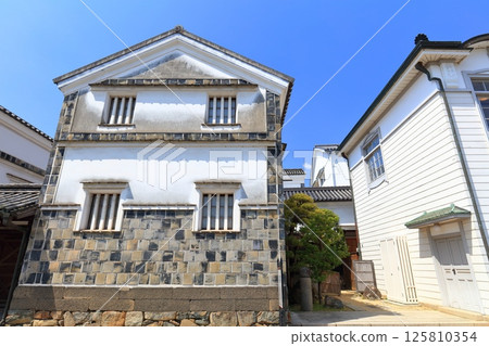 [岡山縣]晴天的倉敷民俗工藝館（倉敷美觀地區） 125810354