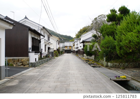 Streets of Ozu, Ehime Prefecture Streets of Ozu, Ehime Prefecture 125811783