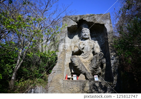 高取山達摩佛 125812747