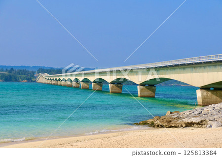 古宇利大橋和古宇利海灘（沖繩縣今歸仁村） 125813384