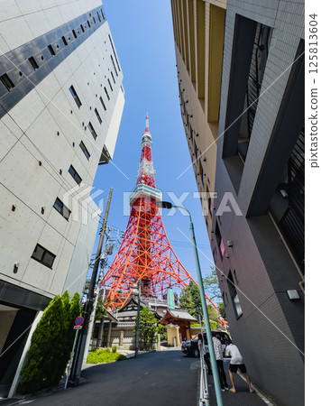 Around Tokyo Tower 125813604