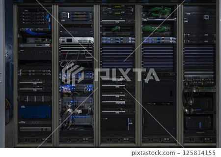 電腦系統伺服器機房圖像 125814155