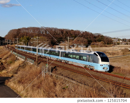 Light blue fresh Hitachi train (E653 series) 2024/3/10 125815704