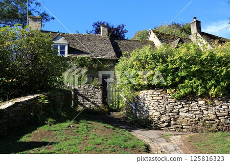 Cotswolds scenery (Bibury) Cotswolds scenery (Bibury) 125816323
