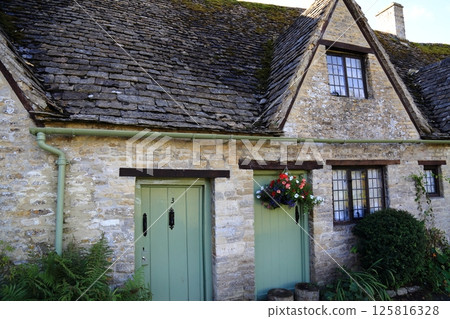 Cotswolds scenery (Bibury) Cotswolds scenery (Bibury) 125816328
