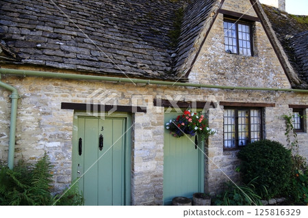 Cotswolds scenery (Bibury) Cotswolds scenery (Bibury) 125816329