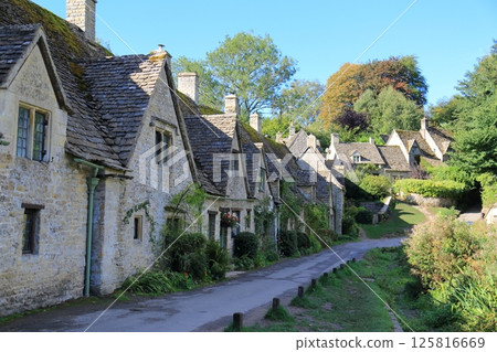 Cotswolds scenery (Bibury) Cotswolds scenery (Bibury) 125816669