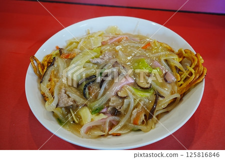 Japanese cuisine Nagasaki Champon Hard fried noodles Japanese cuisine Nagasaki Champon Hard fried noodles 125816846