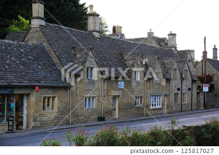 Cotswolds scenery (Bibury) Cotswolds scenery (Bibury) 125817027