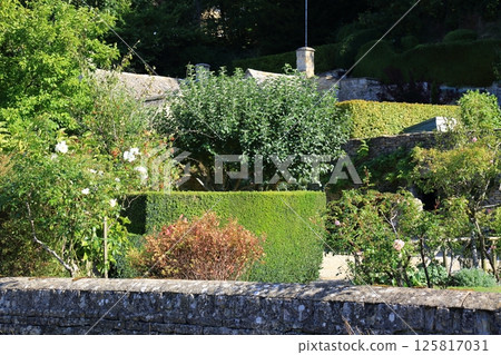 Cotswolds scenery (Bibury) Cotswolds scenery (Bibury) 125817031