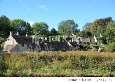 Cotswolds scenery (Bibury) Cotswolds scenery (Bibury) 125817279