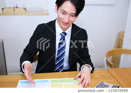 Sales image of home visit Sales image of home visit 125819490