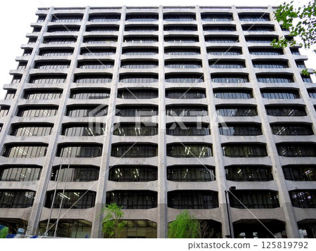 Tsukiji Former Dentsu Headquarters Building Kenzo Tange Tsukiji Former Dentsu Headquarters Building Kenzo Tange 125819792