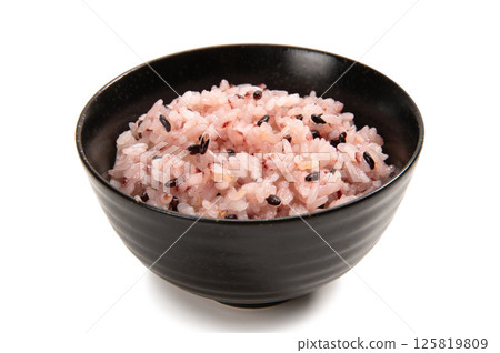 Freshly cooked red rice made from mixed grains Freshly cooked red rice made from mixed grains 125819809