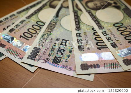 一萬日元的賬單 一萬日元的賬單 125820600