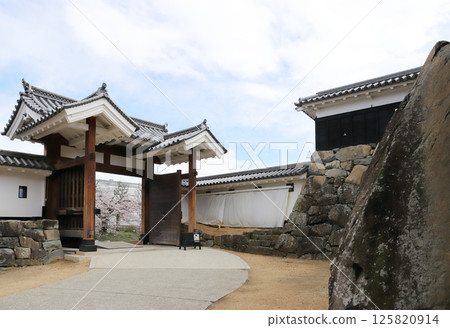 松本城太閣門增形（長野縣松本市） 125820914