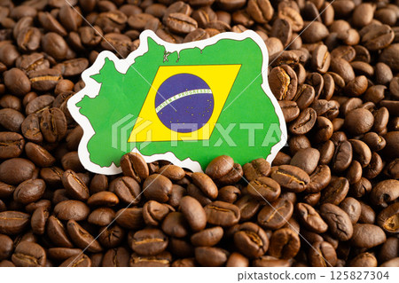 Brazil flag on coffee beans, shopping online for export or import food product. 125827304