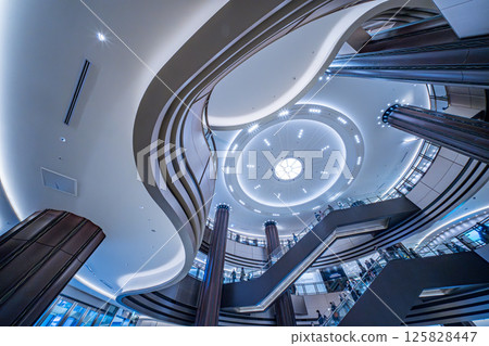 Atrium of Tokyo Midtown Hibiya 125828447
